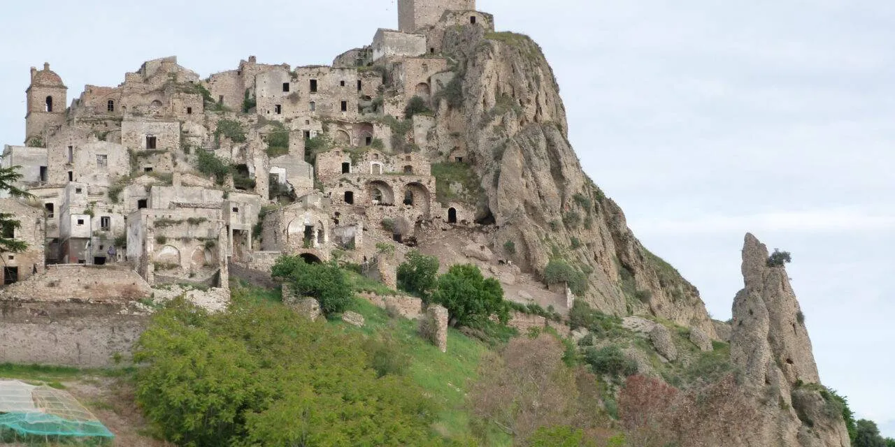 In bici a Craco Vecchia